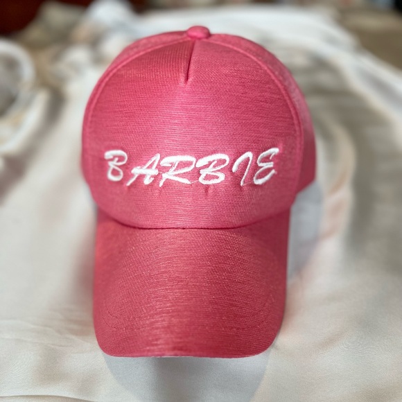 Barbie cap embroidered - Picture 2 of 3